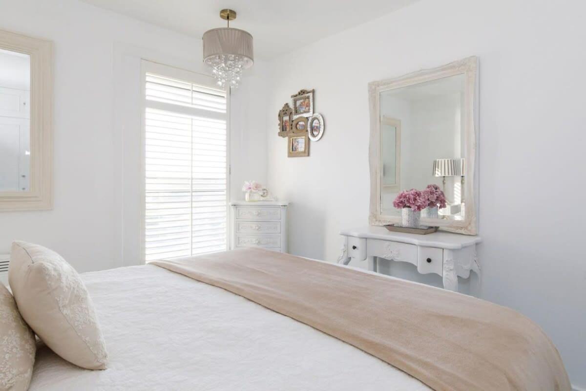 Apartmán Two Bed Seafront Escape In East Wittering Exteriér fotografie