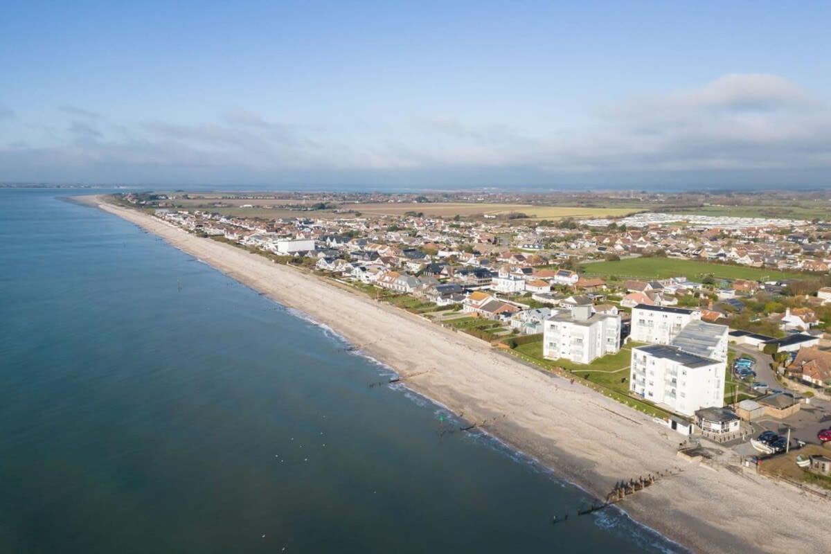Apartmán Two Bed Seafront Escape In East Wittering Exteriér fotografie