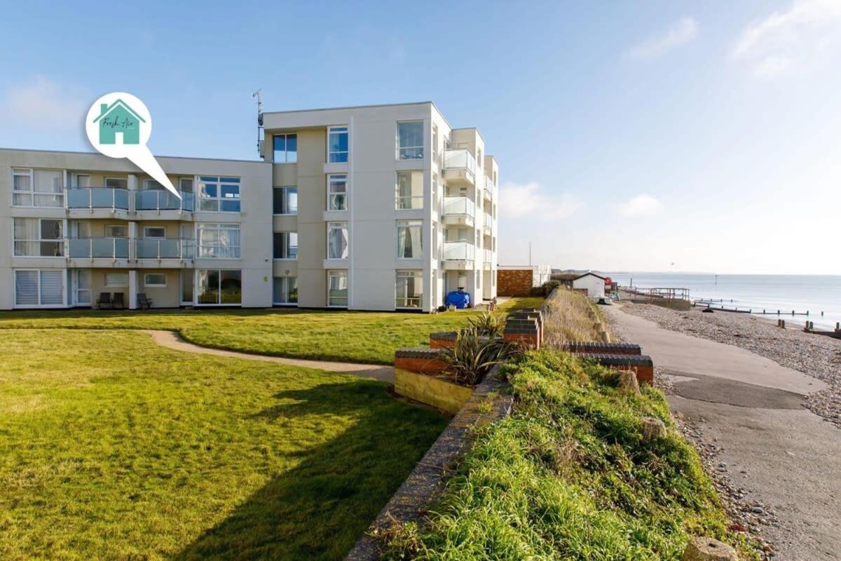 Apartmán Two Bed Seafront Escape In East Wittering Exteriér fotografie